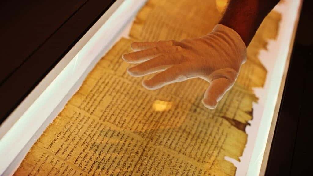 Google Digitizes Ancient Dead Sea Scrolls, InfoMistico.com