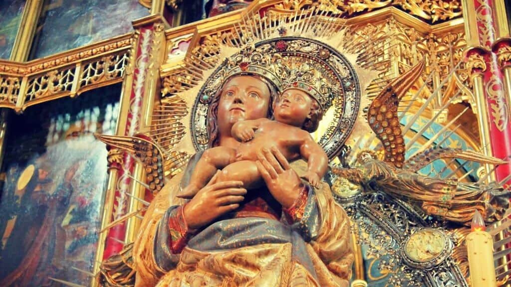 La Virgen de Almudena / Virgin of Almudena