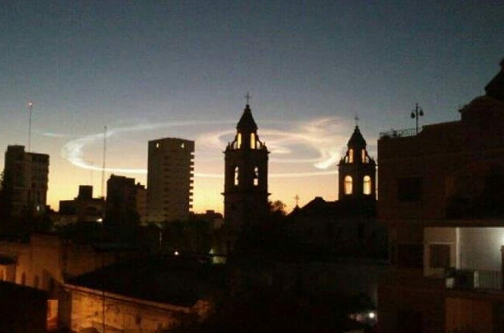 Extraño fenómeno en el cielo en Argentina