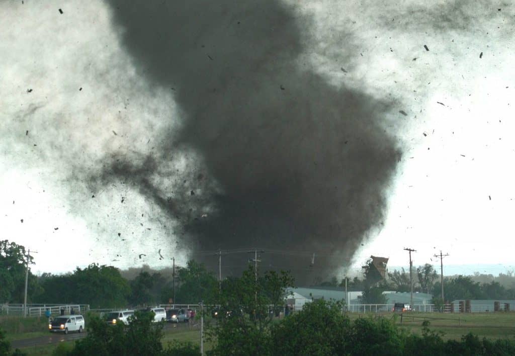 Tornado categoría EF4 asoló Oklahoma City