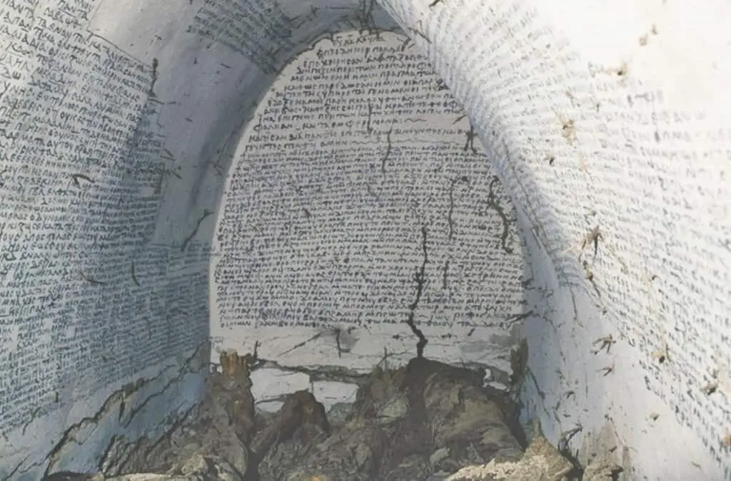 Cripta medieval con inscripciones Mágicas, InfoMistico.com