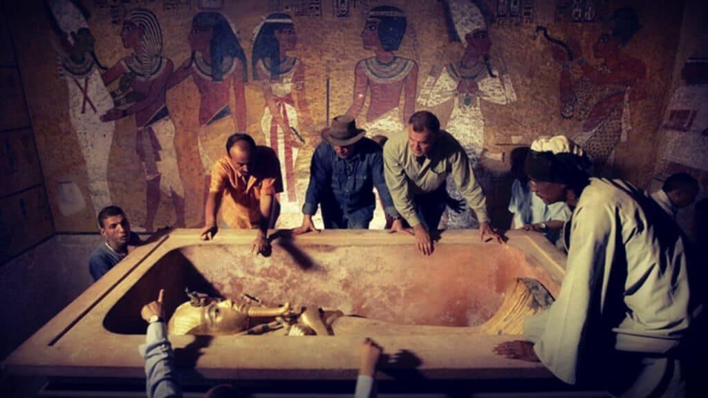 Daga con la que se enterró a Tutankamón
