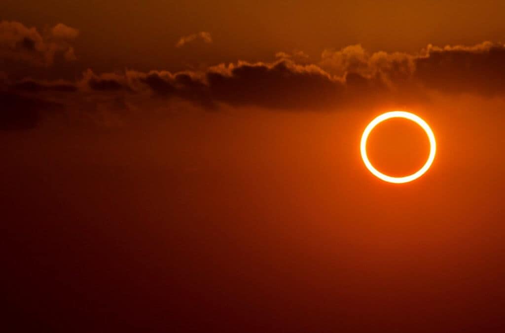 Eclipse formará anillo de fuego, InfoMistico.com
