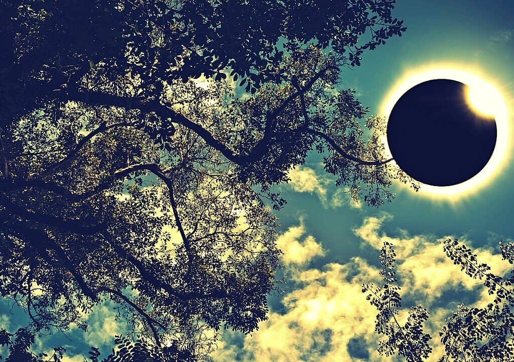 Eclipse solar más visto de la historia, InfoMistico.com