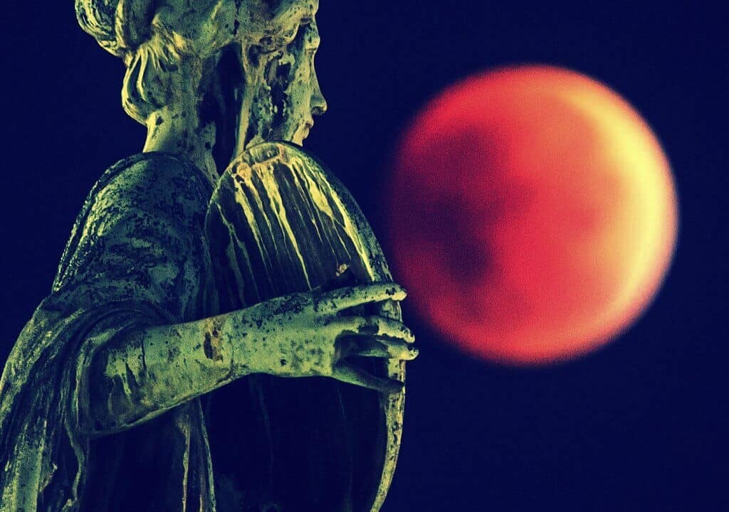 The Red Moon: Lunar Eclipse of July 27, 2018, InfoMistico.com