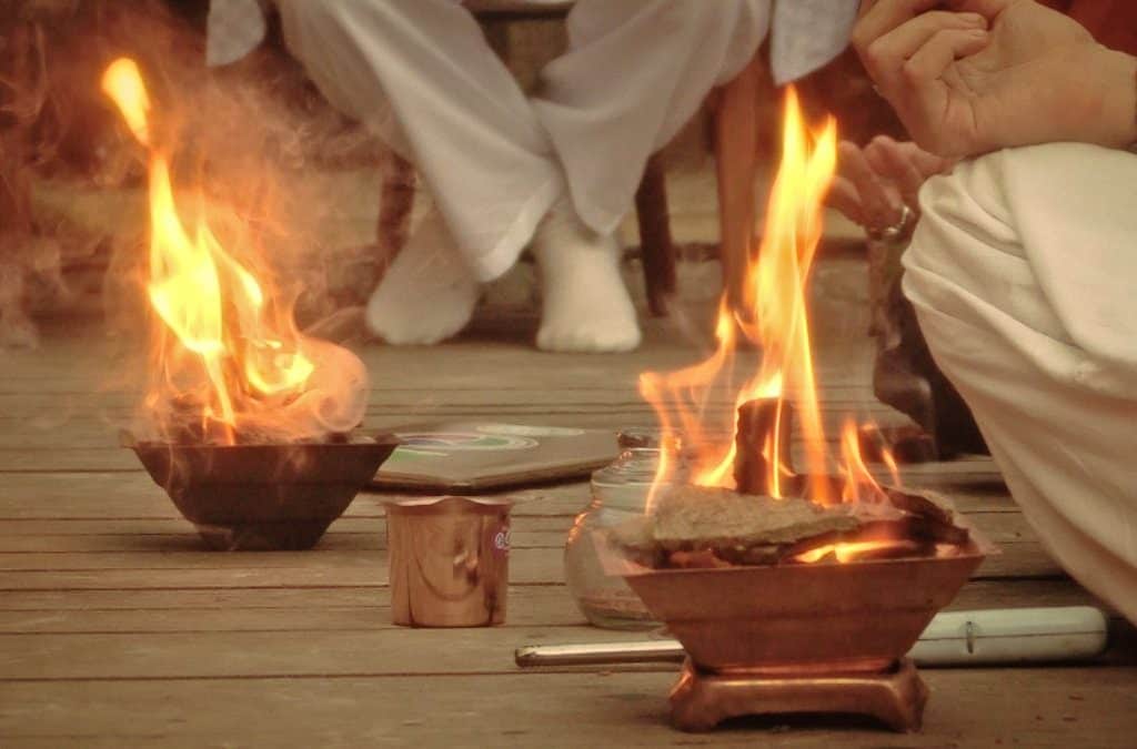 Agnihotra – Antigua ceremonia hindú para eliminar todo lo negativo, InfoMistico.com