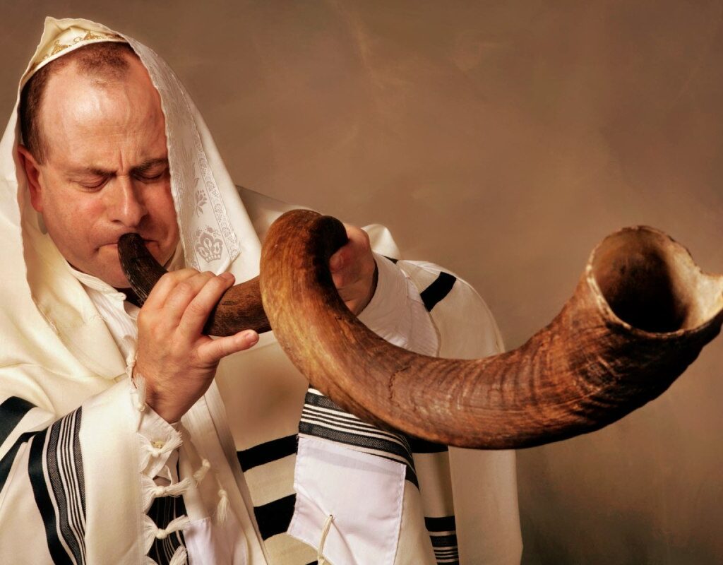 The Shofar and Rosh Hashanah: Ancestral Echoes and Reflection, InfoMistico.com